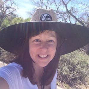 Meet your Posher, Rebecca